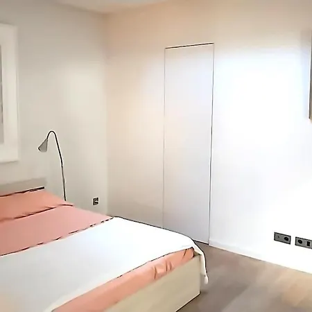 Lofthouse With Garden In 5 Adults, 1 Kid París